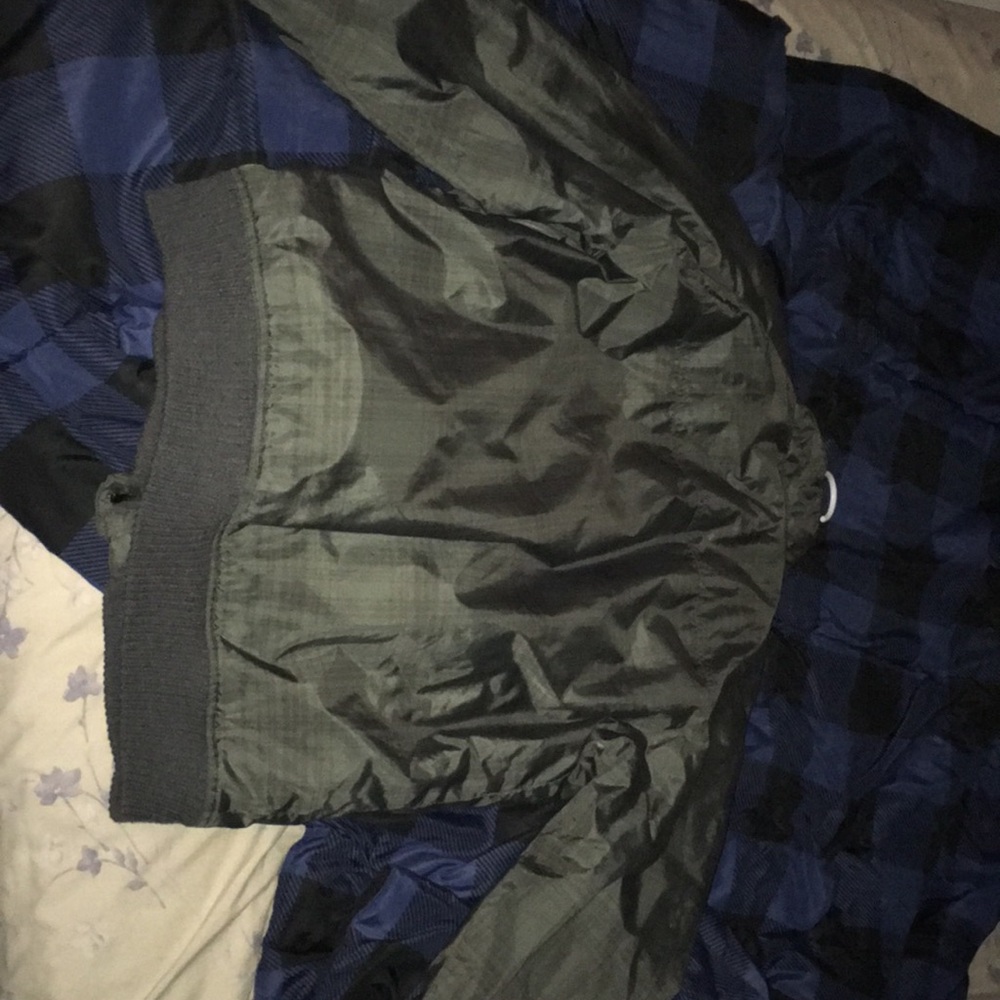 Ocean current jacket/windbreaker - Picture 2 of 2